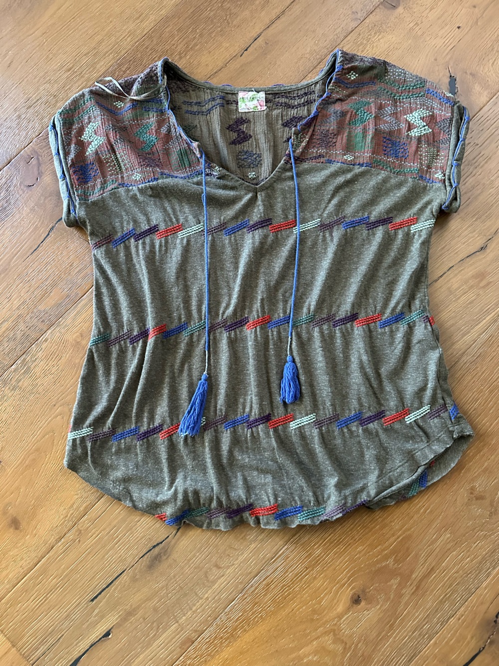 Free People Embroidered Tee Shirt Top  XS